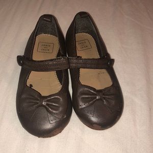 Janie and Jack brown bow flats.